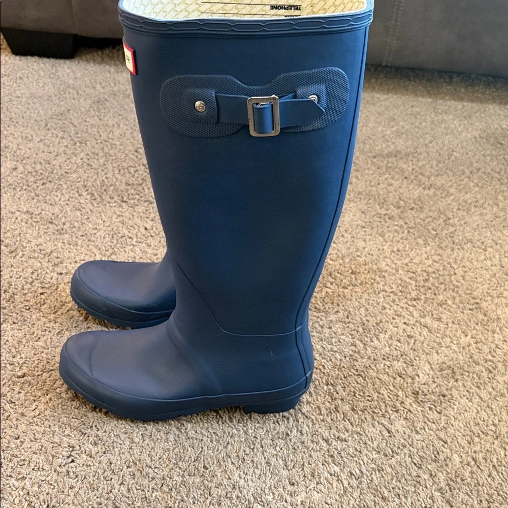 New Without Tags Hunter Original Tall Navy Waterproof Boots - Picture 5 of 9